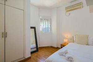 Casa Los Patios Mairena 6 Pax 2 Banos AC