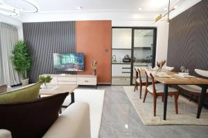 Chic 2BR Lavington
