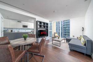 Perfect London Home 2BR 2BA Apt Canary Wharf