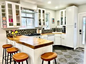 The Spruce Cape Suite