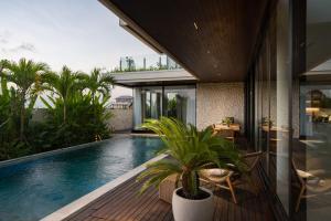 Cemagi Rock Villas