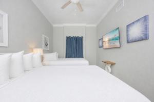 Phoenix Gulf Towers 2208