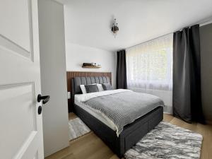 Kuressaare Cozy Apartment with Sauna