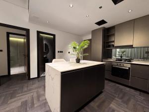 Modern 1-Bedroom Apartment in Al Jaddaf near Downtown Dubai & Dubai Creek