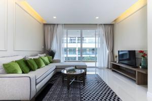 Close to the beach Klong
