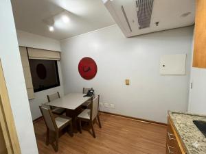 Apto particular em SLV moema - Av rouxinol, 57