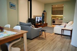 Ivy Lalzi Bay Beach House