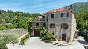 Villa Trojanovic by Villas Guide