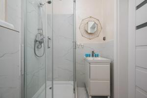 Stara Ochota Vogue Apartment by BookingHost