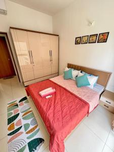 Modern 2BHK with pool & wifi at GIFT CITY