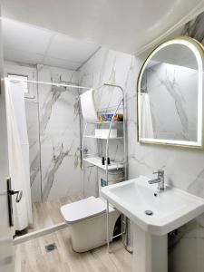 Furnished Apartment in Athens