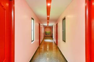 Hotel O Gnana S.R.M Residency