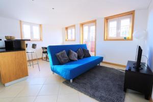 Bright Apartment II