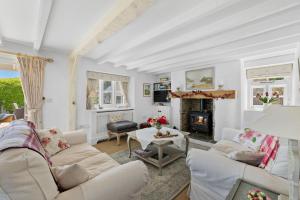 Dart View Cottage - A Stunning Riverside Escape in the Heart of South Devon