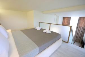 Lura Apartments