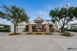 OYO Hotel Houston Katy Freeway