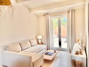 Maison de charme à Grimaud, Terrasse, clim et parking