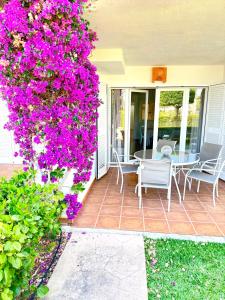 Beautiful Poolside Garden Apartment Spirit A95
