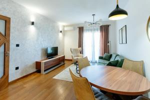 Hill Home apartment