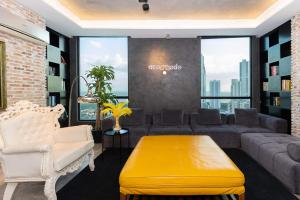 The Skyline Penthouse by AcoModo Costa del Este