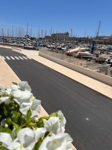Giù per la Costa - Siracusa