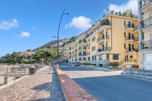 Front Beach Magic Sea - Sea Front - Happy Rentals