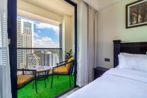 Central Westlands 1BR Near GTC -Rooftop Pool & Gym