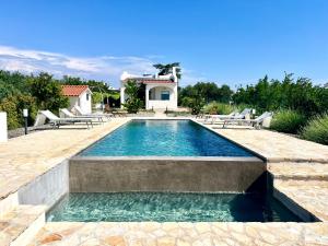 Ostuni Bloom - Panoramic Saltwater Pool & Trullo