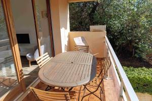 2-bedroom apartment near the beach