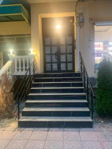 Almas Studio 2