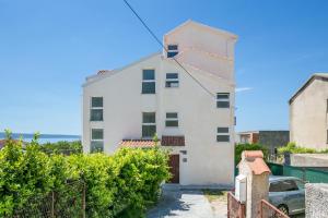 Apartments by the sea Podstrana, Split - 15963