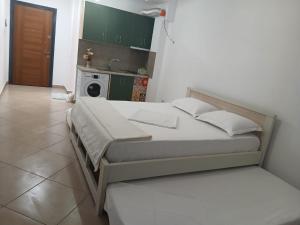 Joel apartments