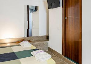 Free Parking - La Corte House 55