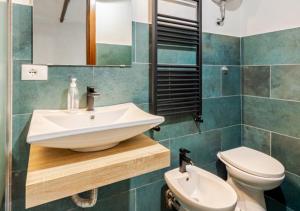 Free Parking - La Corte House 55