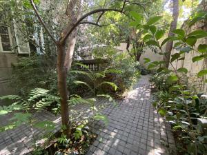 La Cesta - Oasis for 6 people steps from the subway