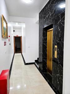 Hoàng Gia Hotel Royal