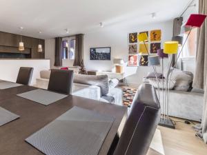 Chalet pour 8 pers, proche du centre - Val-dIsère - FR-1-518-175
