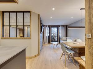 Appartement rénové avec balcon - 4 pers, vue Bellevarde - FR-1-518-199