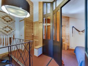 Duplex ski aux pieds, 3 chambres - 6 pers. - FR-1-518-181