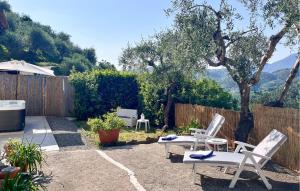 2 Bedroom Beautiful Home In Massarosa
