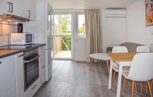1 Bedroom Lovely Home In Ystad