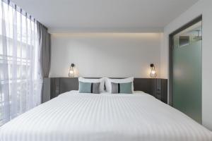 Seekers Finders Rama IV Hotel SureStay Collection by BW
