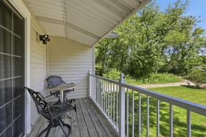 Peaceful Retreat by Portage Lakes