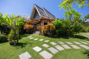 Refurbished Villa Lina by Optimum Bali - In the heart of Canggu 5 min ride to Echo Beach - La Brisa