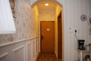 Classic Home 1