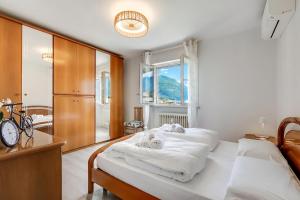 Garda Lake View From The 7th Floor - Happy Rentals