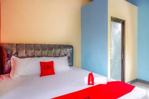 RedDoorz @ Gerbang Dieng Plateau Area