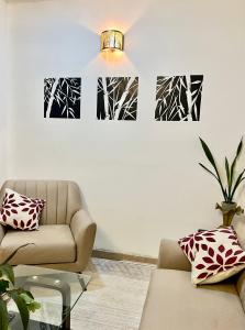 Tranquil Jungle Retreat - 24 min to Beach