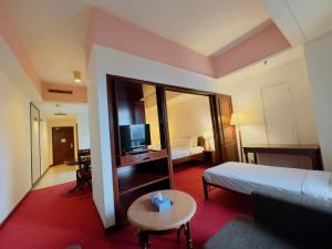 East private service apartment at time square kl