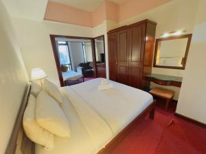 East private service apartment at time square kl